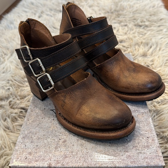 EUC Freebird Dawson in Cognac, size 6 - Picture 2 of 6